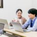 職場恋愛の成功の秘訣は？脈ありサインを見極める方法